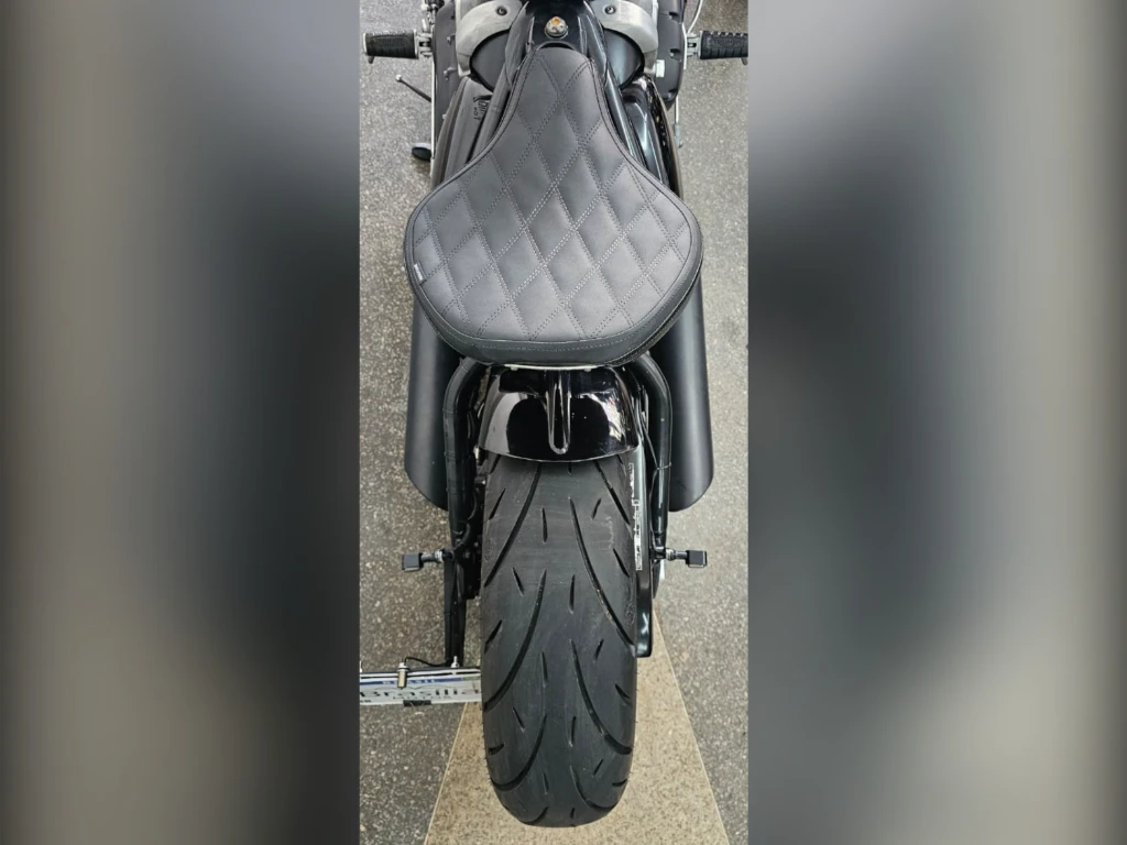 Miniatura da foto 6 - Triumph Bonneville Bobber Black 1200cc 2019