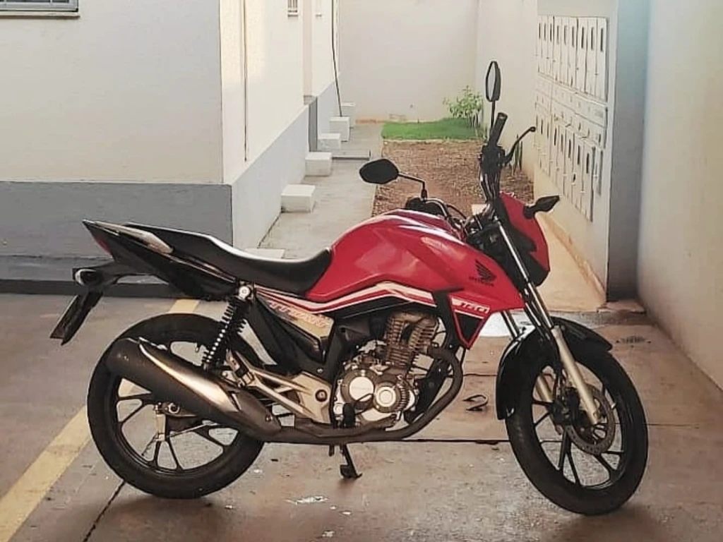 Honda CG 160 Titan Flexone/Ed.Especial 40 Anos 2019 vermelha à venda no Motonline - foto 2 de 7