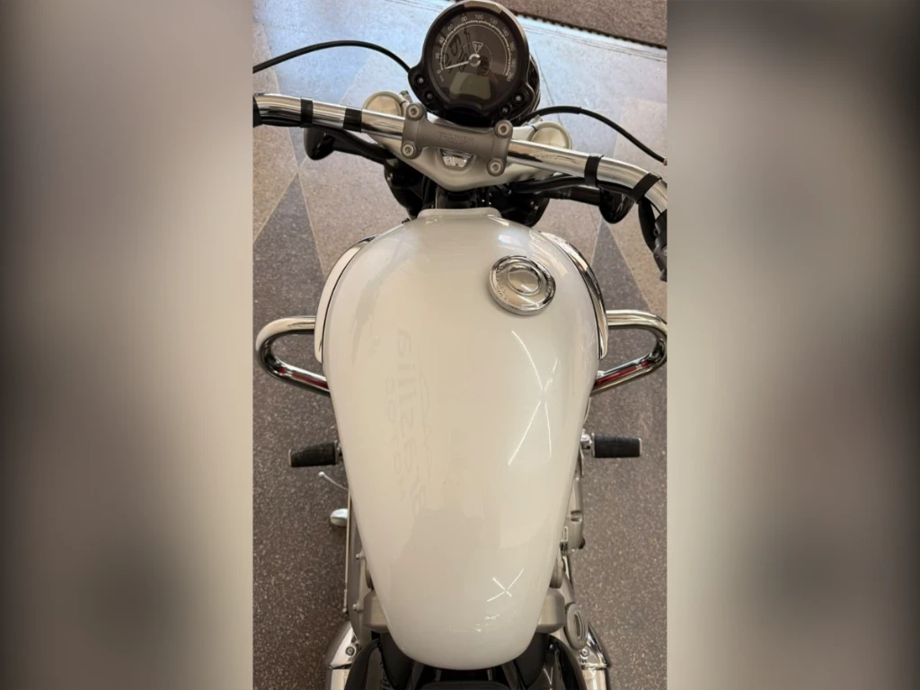Miniatura da foto 9 - Triumph Bonneville Speedmaster 1200cc 2024