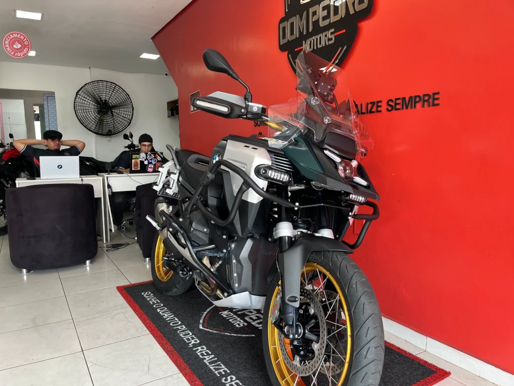BMW R 1300 GS Adventure 719 2025 verde à venda no Motonline - foto 8 de 19