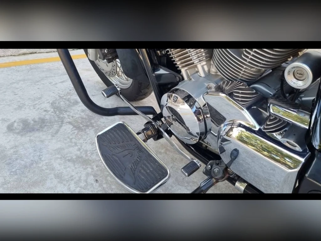 Miniatura da foto 8 - Honda VT 750 Shadow 2006
