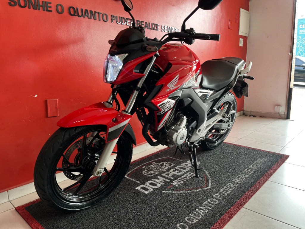 Honda CB 250 Twister/Flexone 2021 vermelha à venda no Motonline - foto 12 de 17