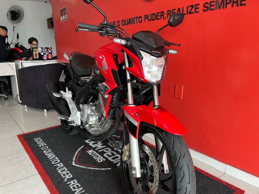 Honda CB 250 Twister/Flexone 2021 vermelha à venda no Motonline - foto 3 de 17