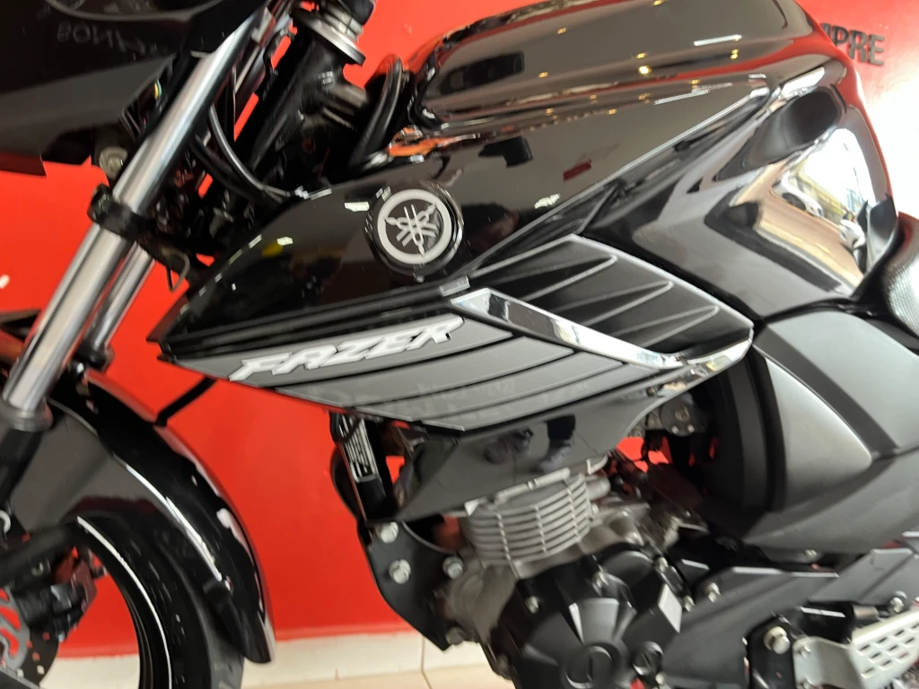 Yamaha YS 150 Fazer SED/ Flex 2024 preta à venda no Motonline - foto 11 de 20