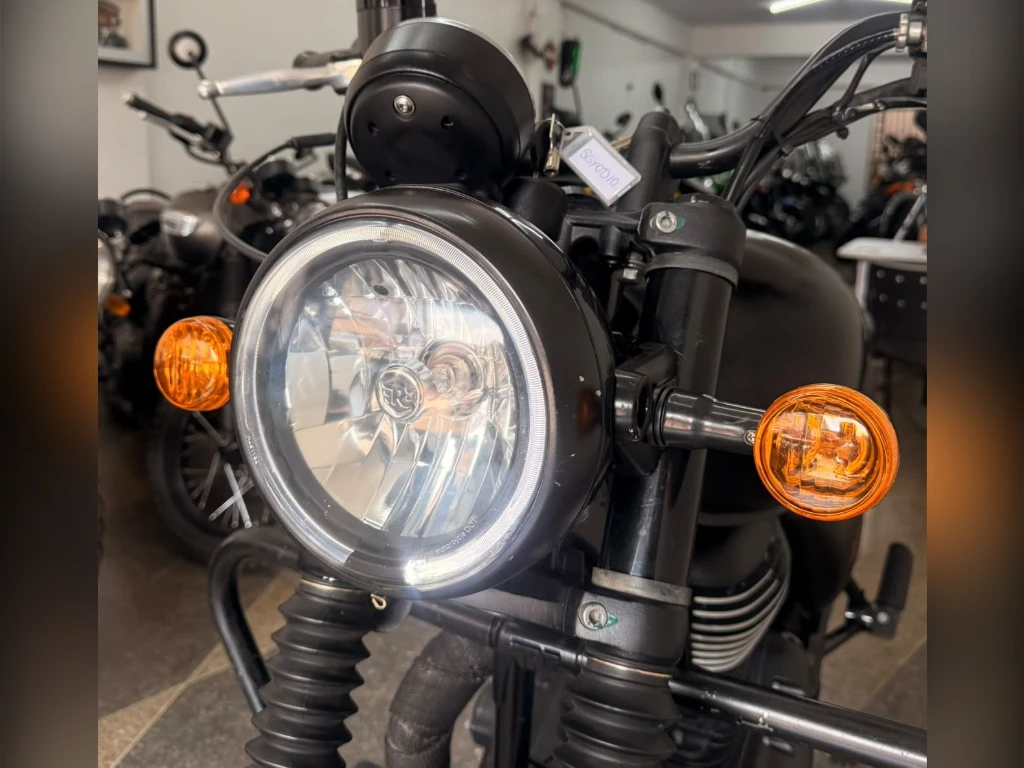 Miniatura da foto 18 - Royal Enfield Meteor 350 Fireball 2023