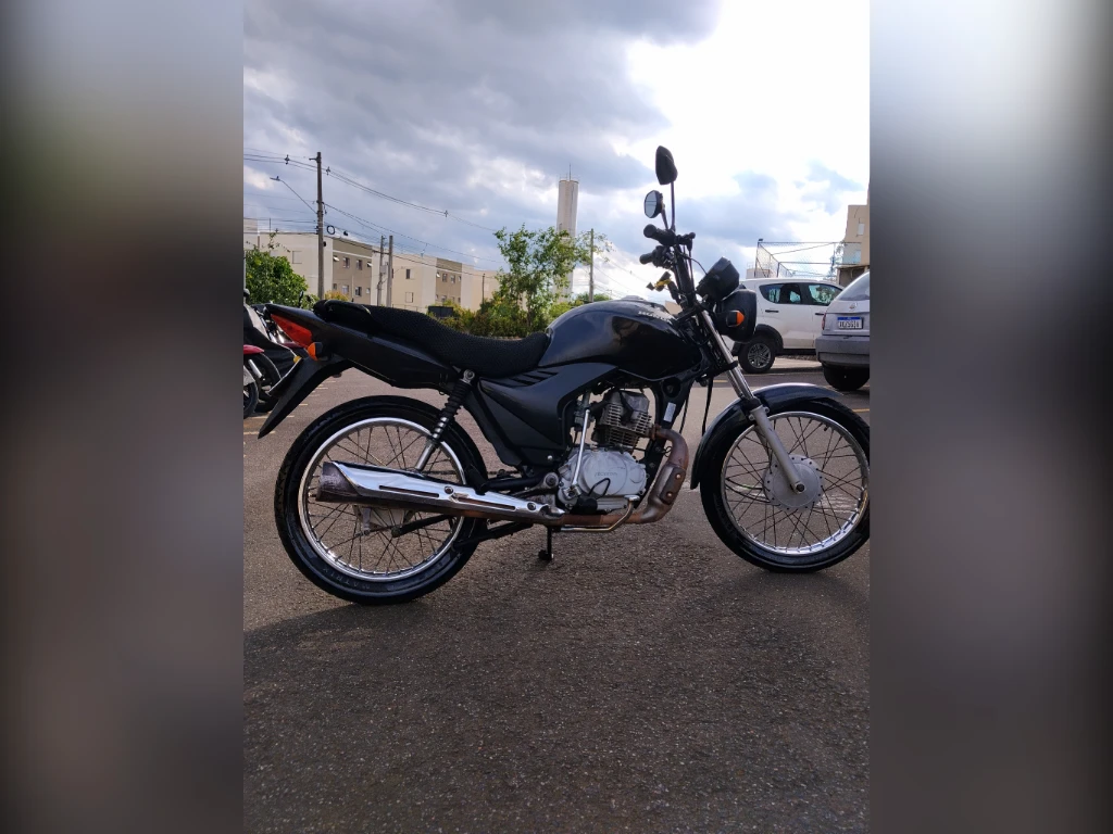 Honda CG 125 FAN / FAN KS / 125 I FAN 2013 preta à venda no Motonline - foto 2 de 7