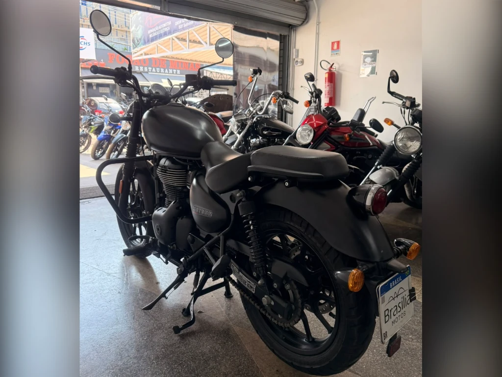 Miniatura da foto 14 - Royal Enfield Meteor 350 Fireball 2023
