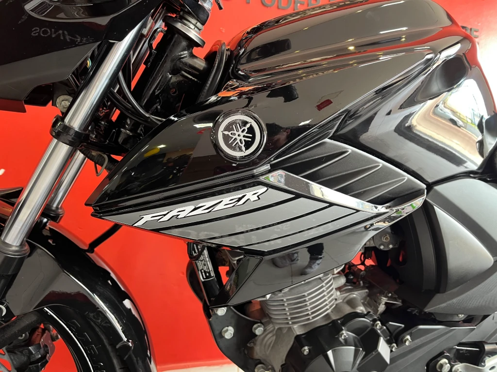 Yamaha YS 150 Fazer SED/ Flex 2024 preta à venda no Motonline - foto 13 de 20