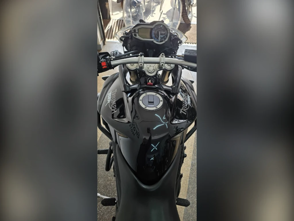 Miniatura da foto 8 - Triumph Tiger 800 XC 2014