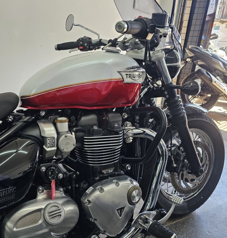 Imagem 13 - Triumph SPEEDMASTER 2024