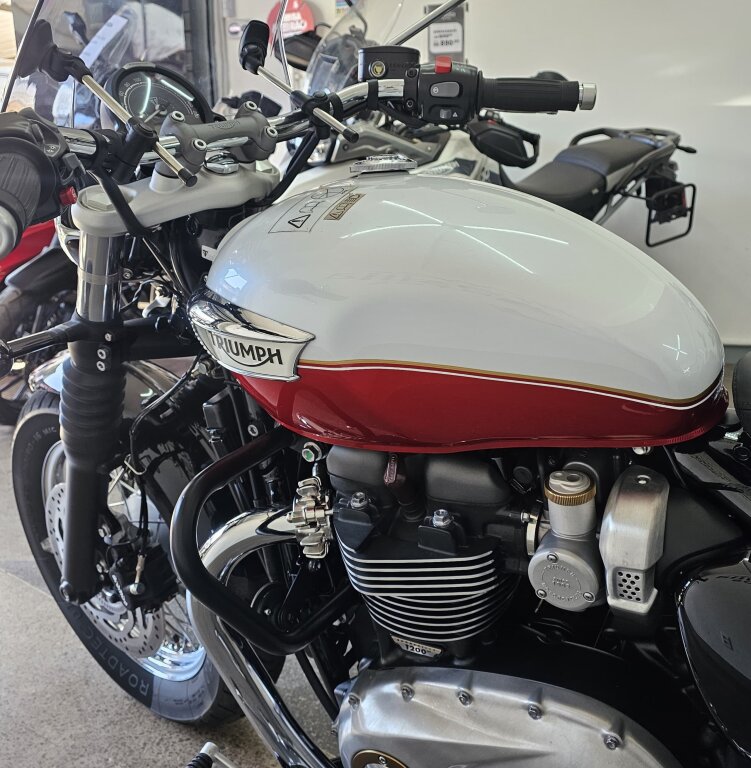 Imagem 7 - Triumph SPEEDMASTER 2024