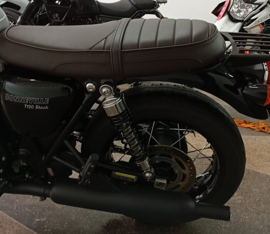 Imagem 10 - Triumph BONNEVILLE T120B 2023