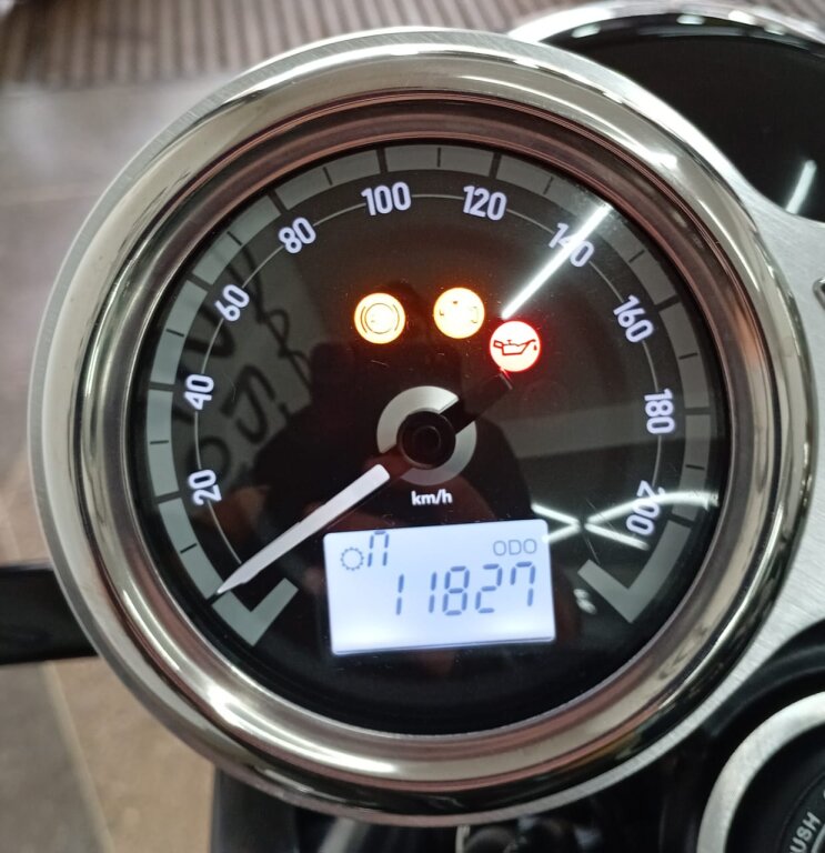 Imagem 16 - Triumph BONNEVILLE T120B 2023