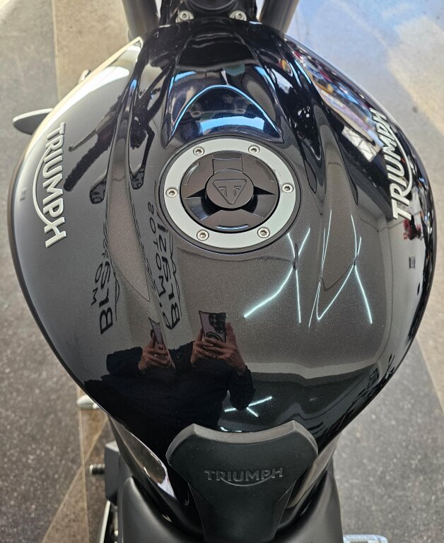 Imagem 8 - Triumph STREET TRIPLE S 2017