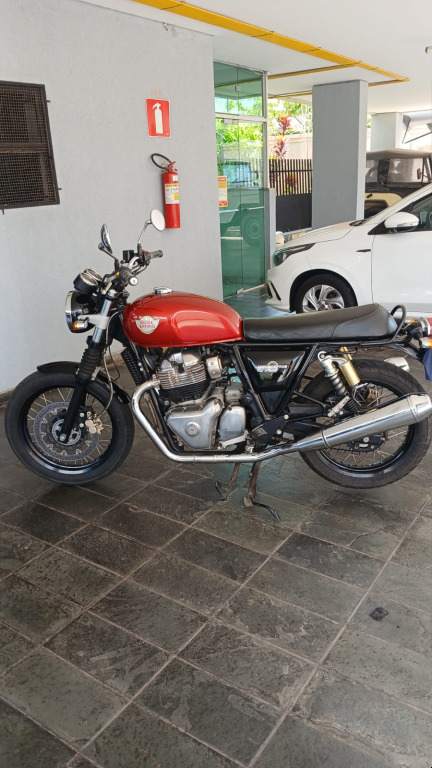 Foto Royal Enfield Interceptor 650cc ABS 2021