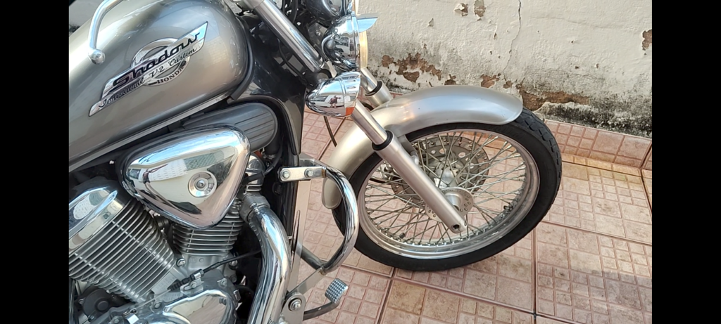 Foto HONDA VT 600 C SHADOW 2000