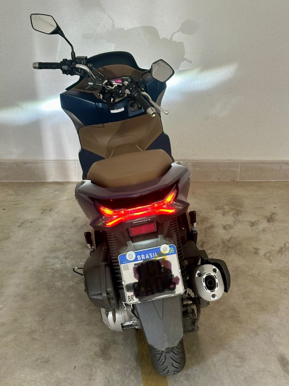 Foto HONDA PCX 160 DLX 2024