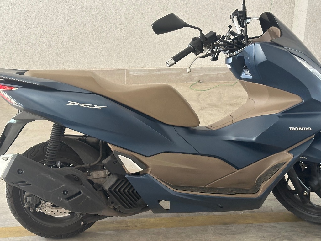Foto HONDA PCX 160 DLX 2024