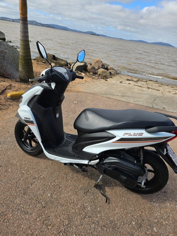 Foto YAMAHA FLUO 125 ABS 2024