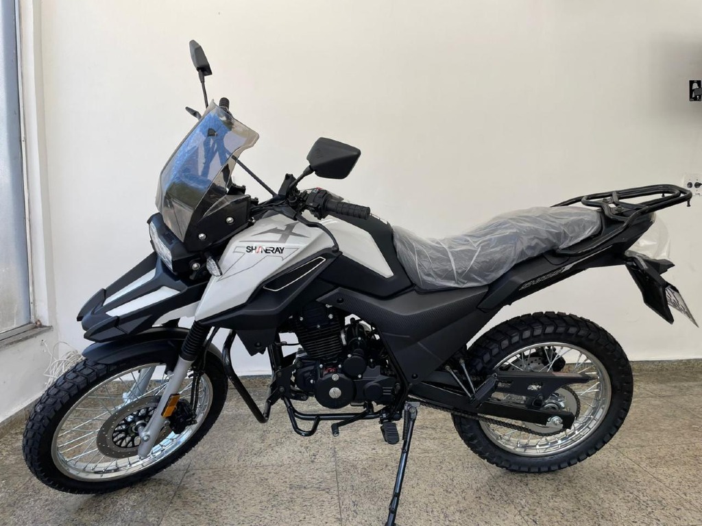Foto SHINERAY SHI 175 2025
