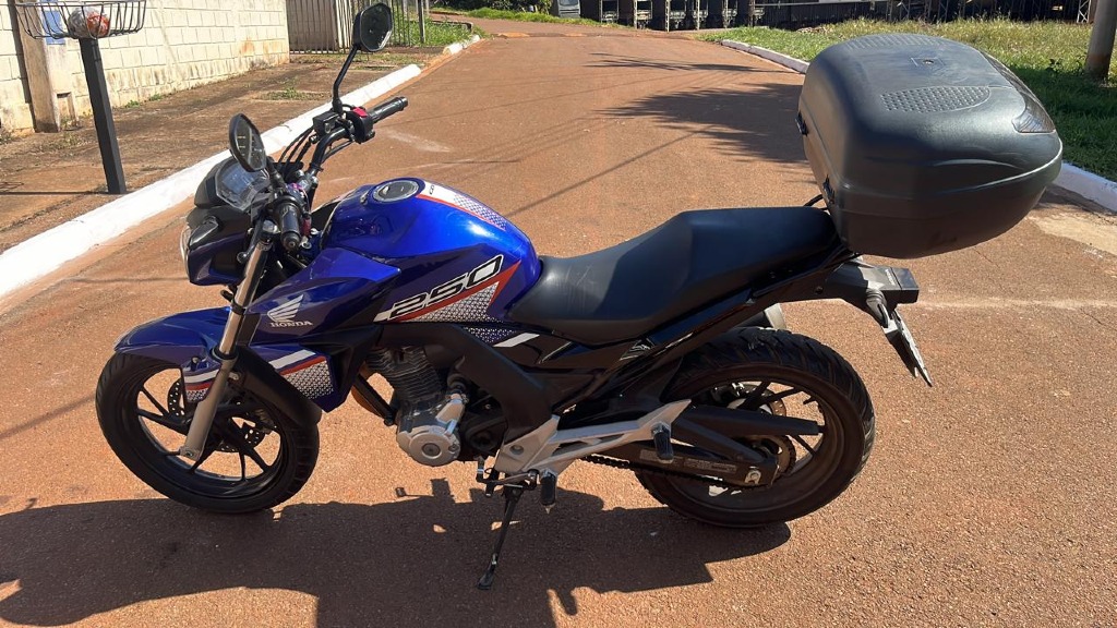 imagem moto HONDA CB 250 TWISTER/FLEXONE 2022
