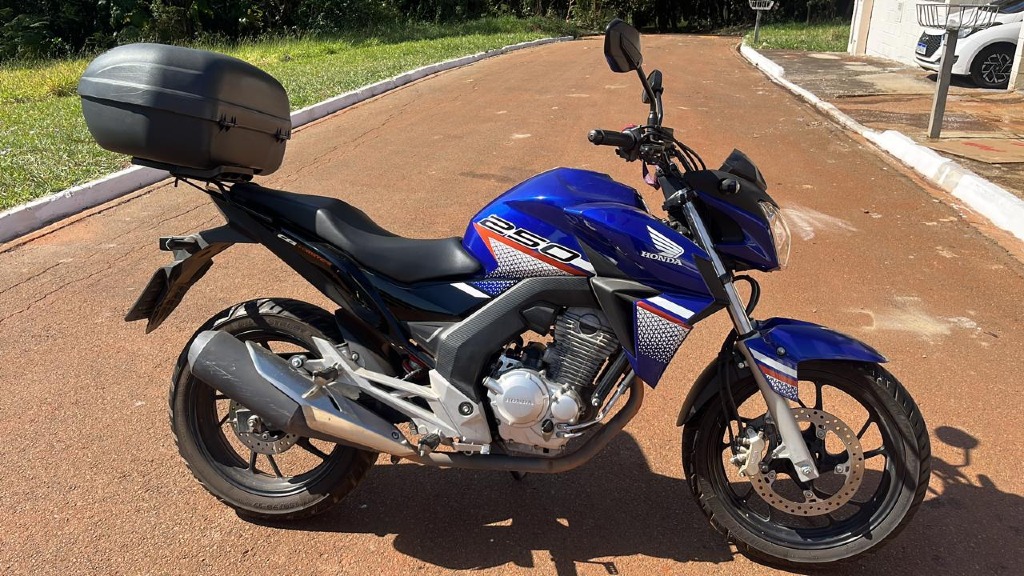 Foto HONDA CB 250 TWISTER/FLEXONE 2022