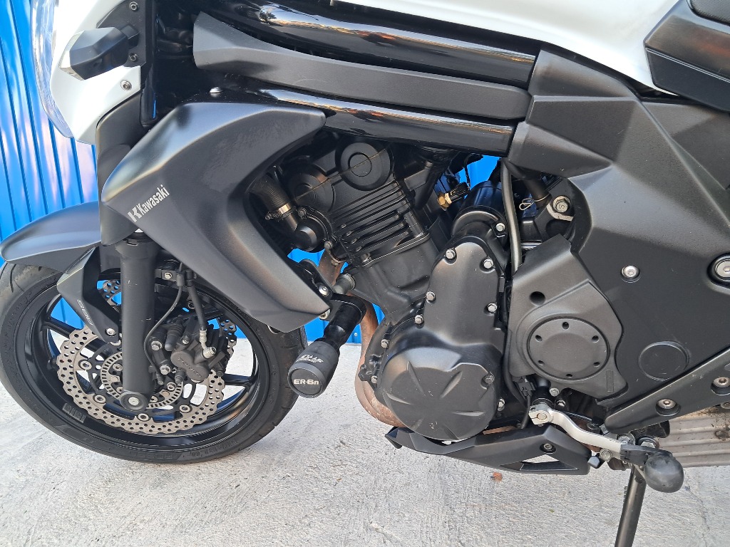 Foto KAWASAKI ER-6N 650cc 2014