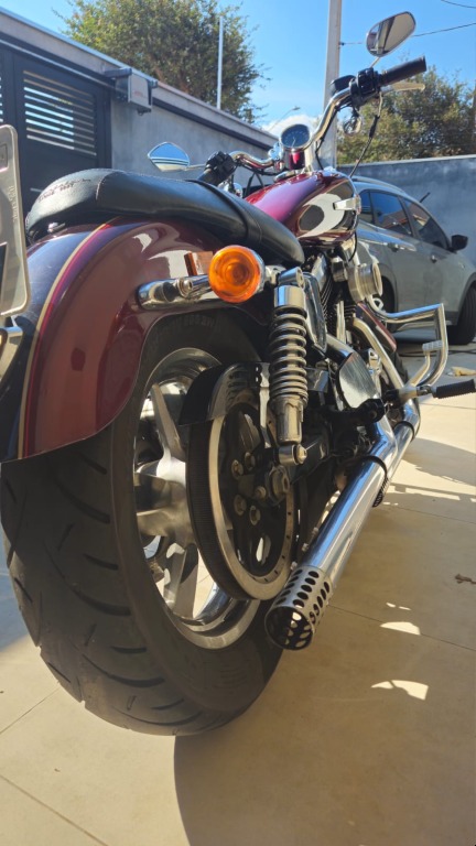 Foto HARLEY-DAVIDSON XL 1200 CUSTOM 2015