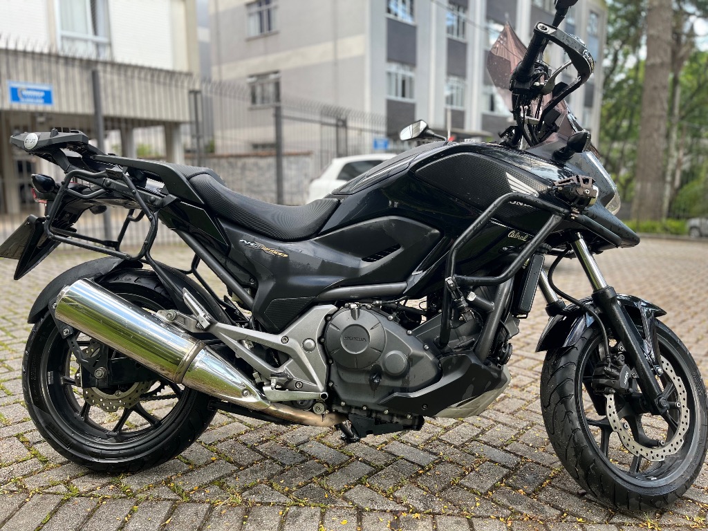 Foto HONDA NC 750X/NC 750X ABS 2015