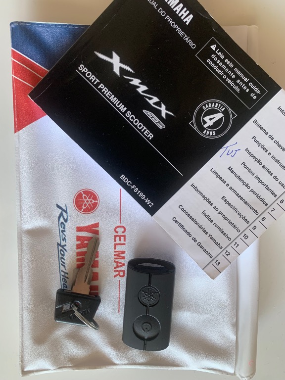 Foto YAMAHA XMAX 250 ABS 2023