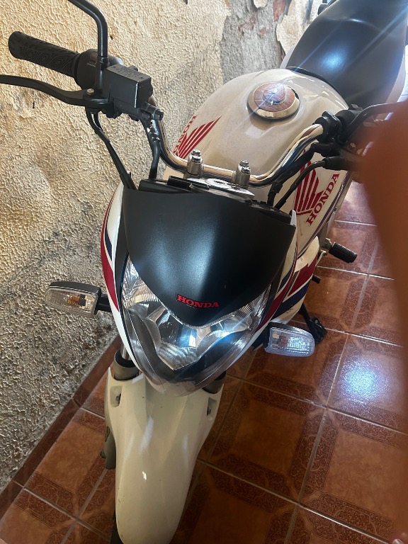 imagem moto HONDA CB 300R/ 300R FLEX 2015