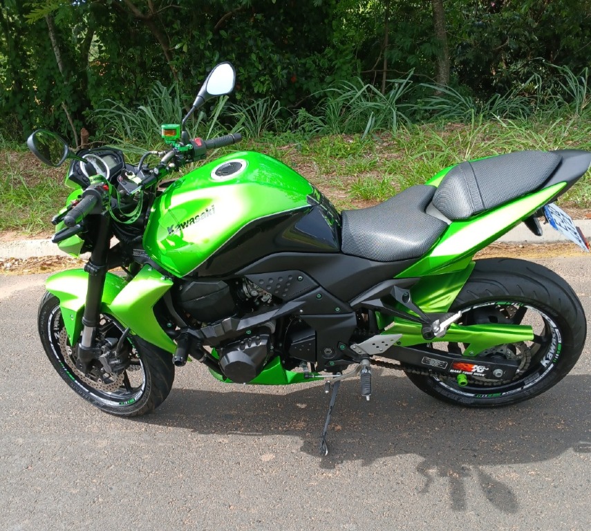 Foto KAWASAKI Z 750 2012