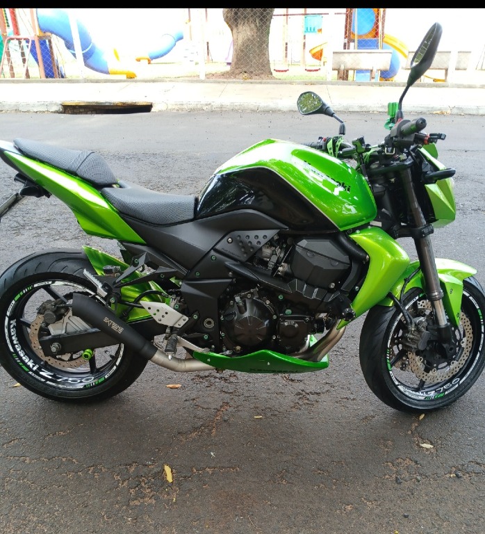 Foto KAWASAKI Z 750 2012