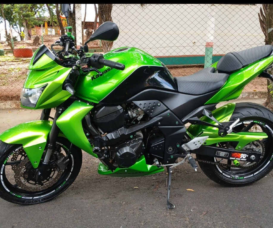 Foto KAWASAKI Z 750 2012