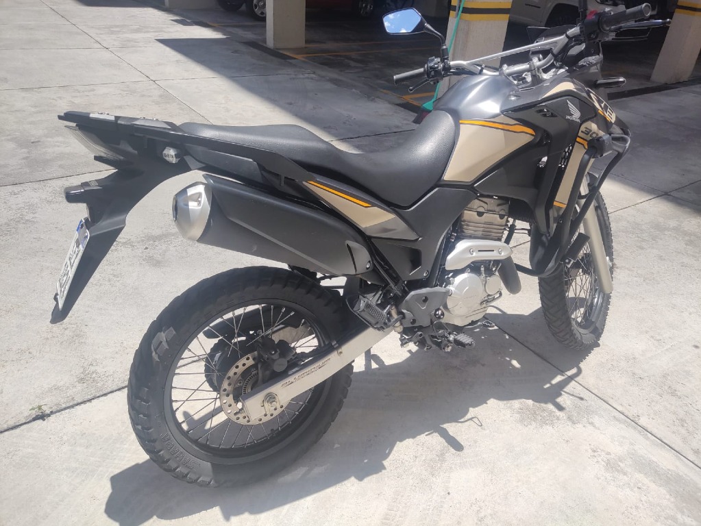 Foto HONDA XRE 300 ADVENTURE FLEX 2023