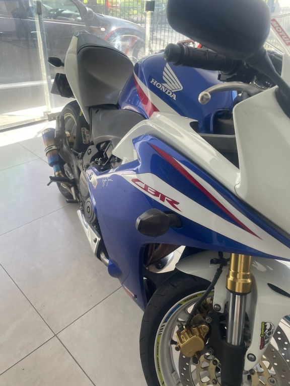 Foto HONDA CBR 600 F 2014