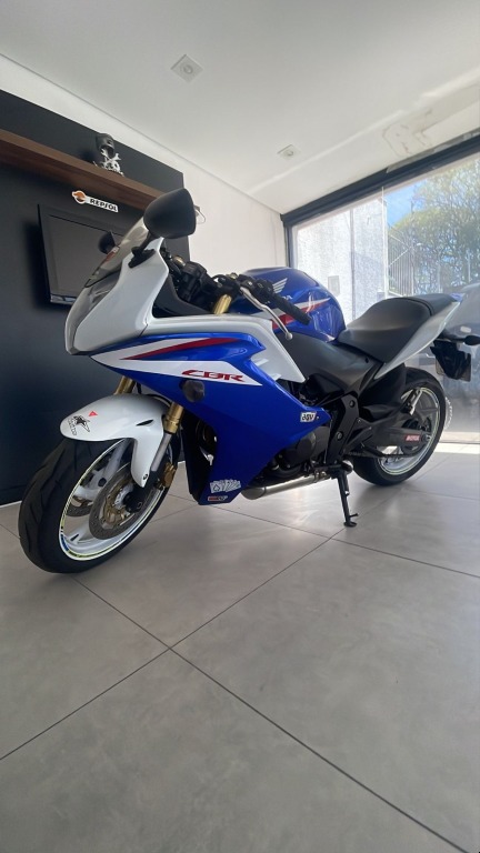 Foto HONDA CBR 600 F 2014