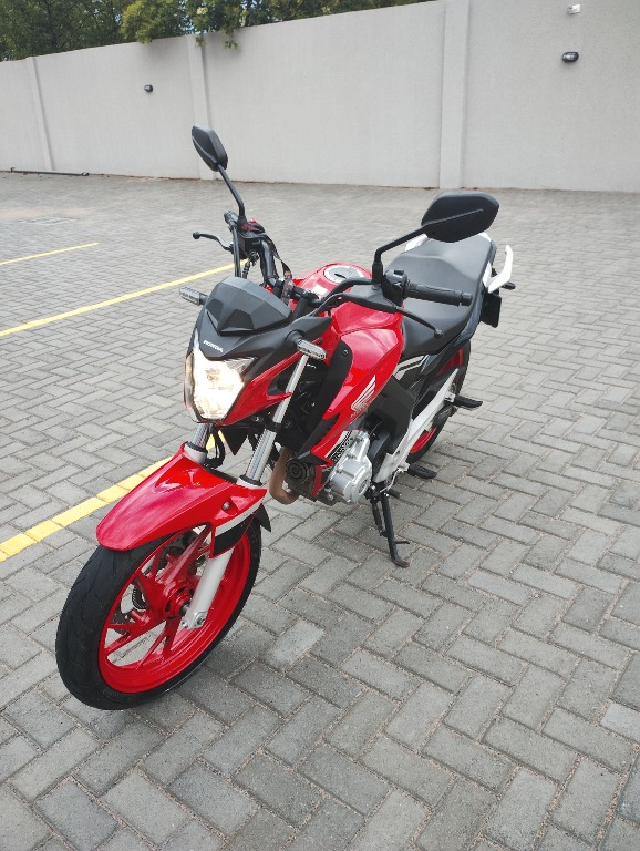 Foto HONDA CB 250 TWISTER/FLEXONE 2021