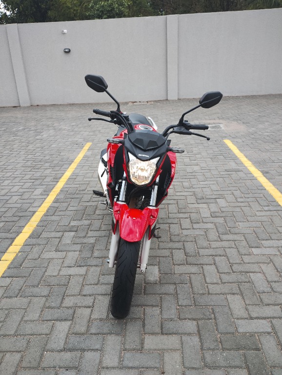 Foto HONDA CB 250 TWISTER/FLEXONE 2021