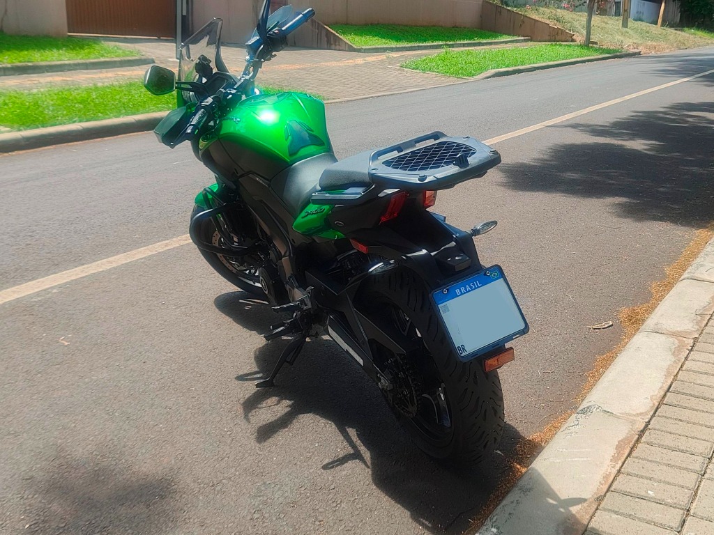 Foto BAJAJ DOMINAR 400  2025