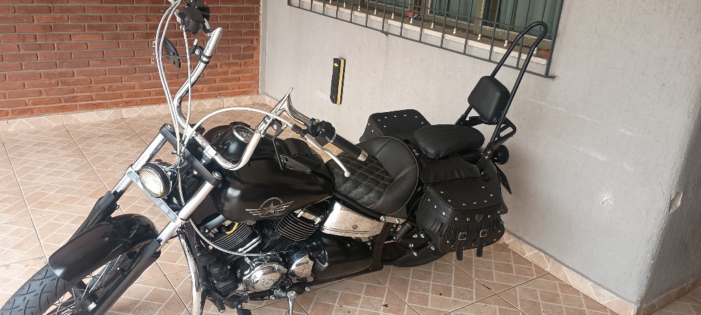 Foto YAMAHA XVS 650 DRAG STAR 2004