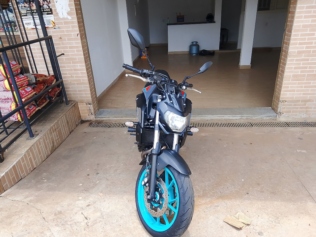 Foto YAMAHA MT-07/MT-07 ABS 689cc 2023