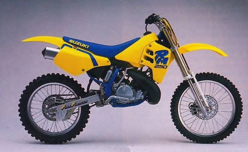 SUZUKI RM 250
