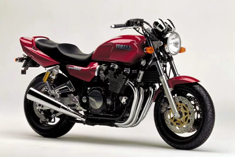 Foto Moto YAMAHA XJR 1200