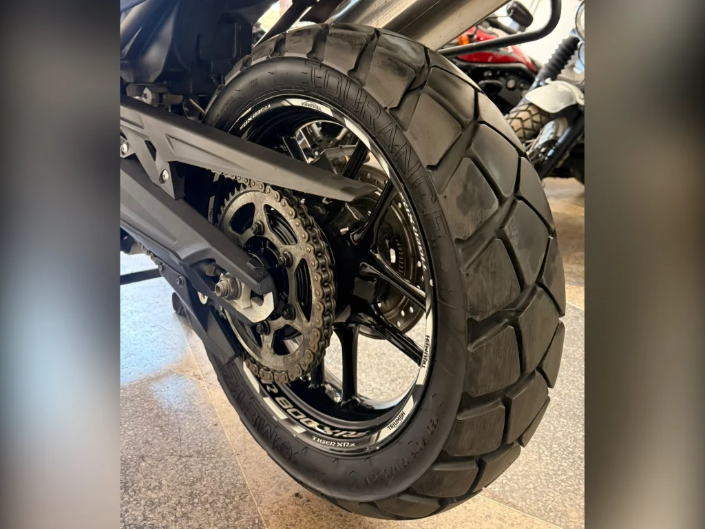 Miniatura da foto 10 - Triumph Tiger 800 XRX 2017