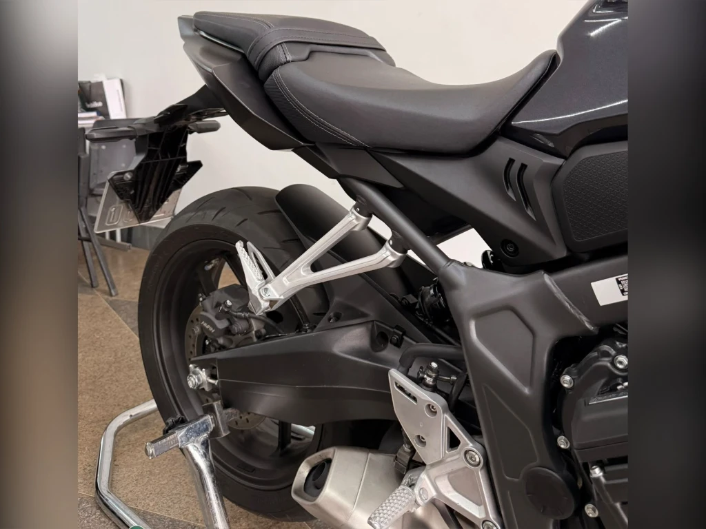 Miniatura da foto 16 - HONDA CB 640R 2027 2026