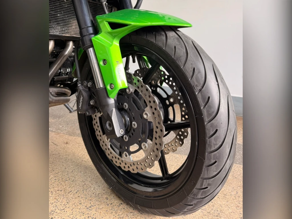 Miniatura da foto 18 - Kawasaki Versys 650cc 2021