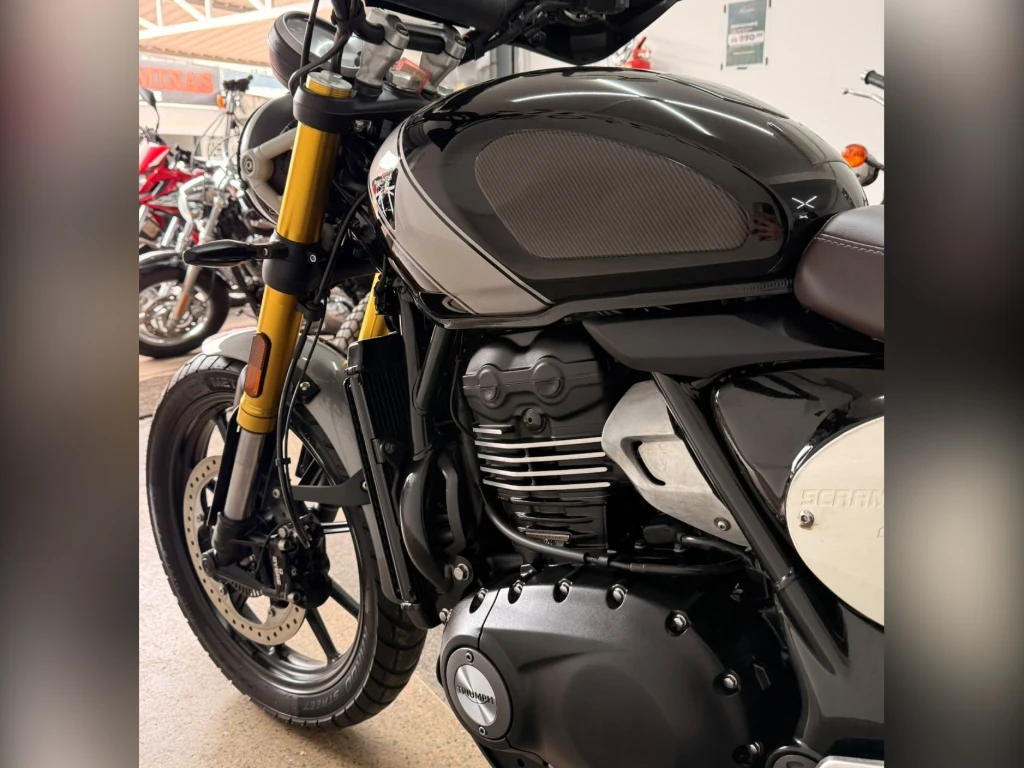 Miniatura da foto 16 - Triumph Scrambler 1200 X 2024