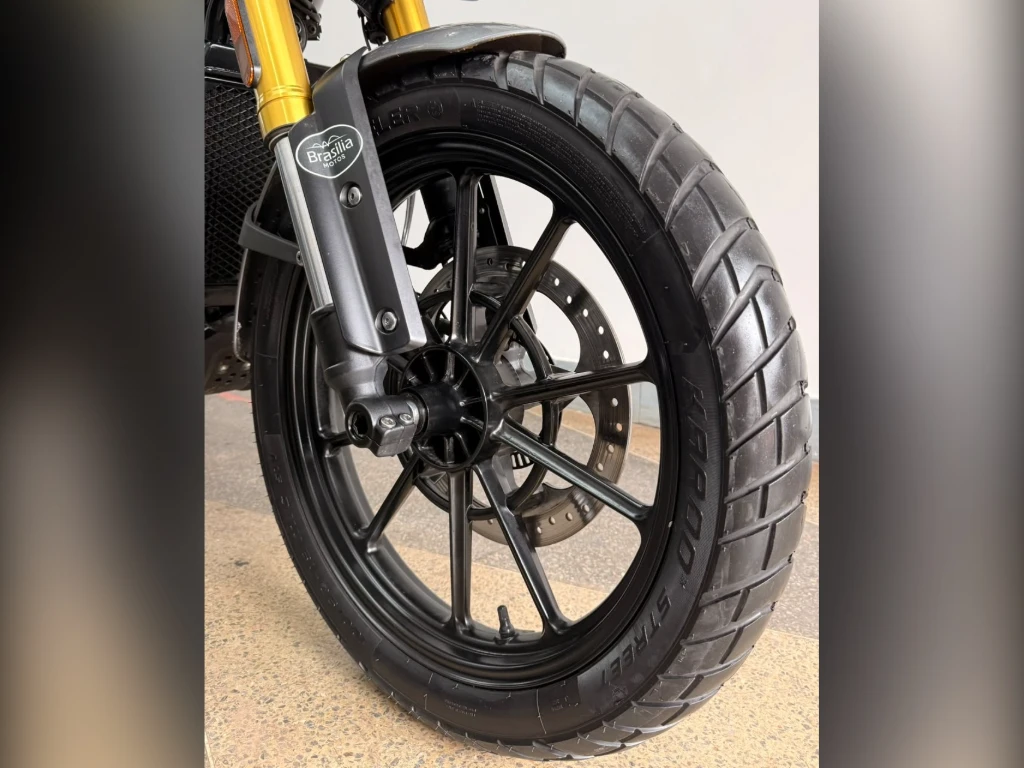 Miniatura da foto 2 - Triumph Scrambler 1200 X 2024