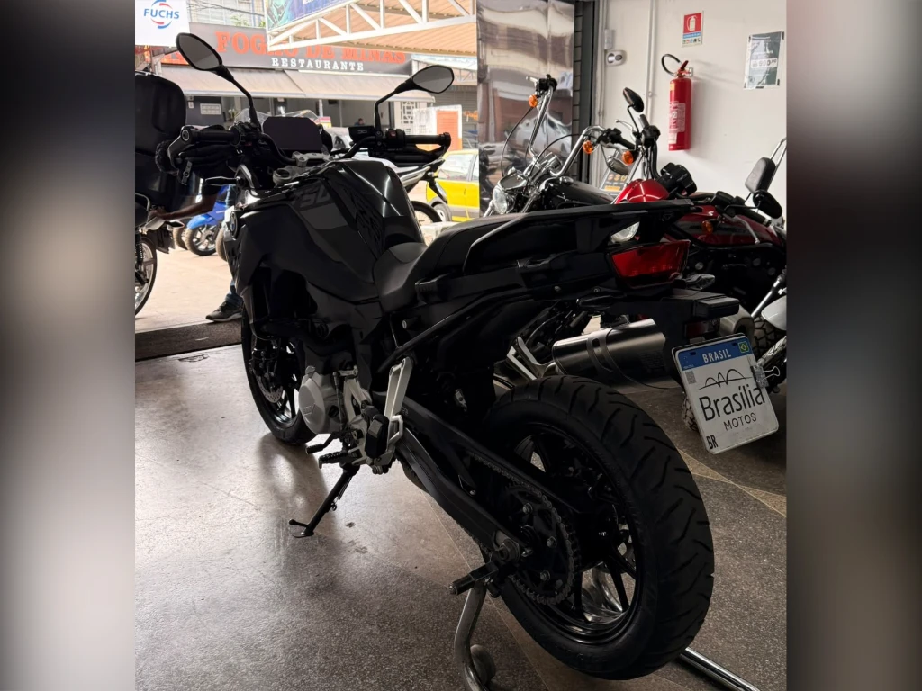 Miniatura da foto 8 - BMW F 750 GS Sport 2022